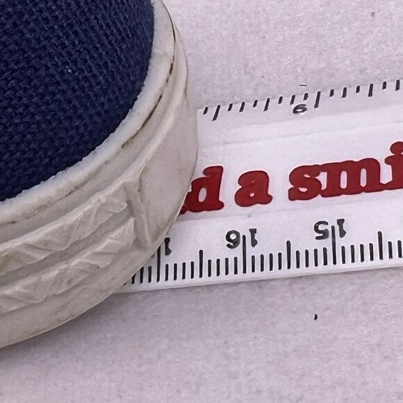 Vintage Canvas Boys Comfort Cushion Blue Sneakers Size 5 Made In USA - Picture 16 of 16